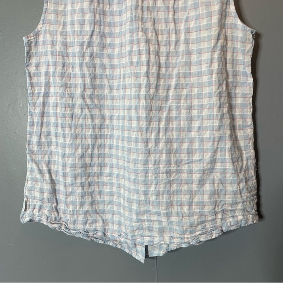 Eddie Bauer Sleeveless Blue/white/pink Checkered Button up Tank size medium - Picture 8 of 8